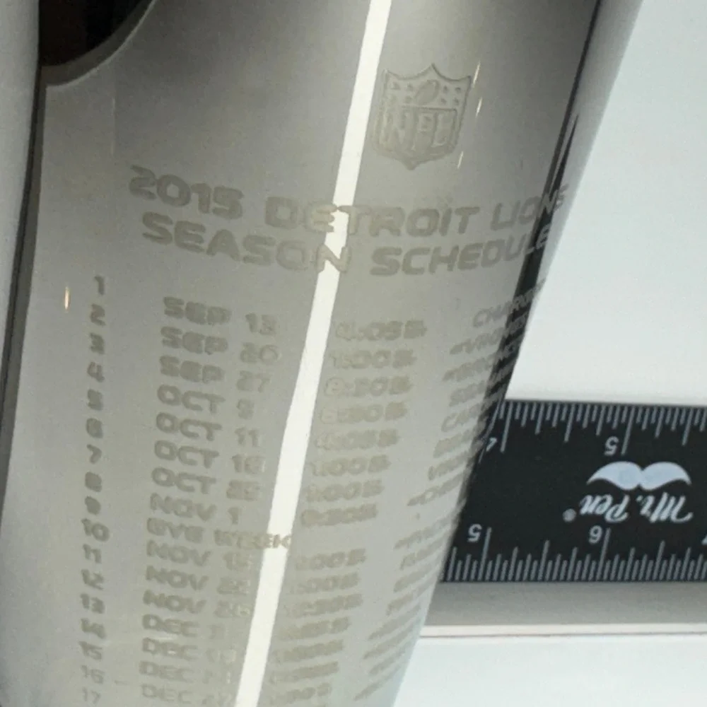 Detroit Lions 2015 Season Schedule NFL Pint Glass Metallic Silver Etched Logo‎